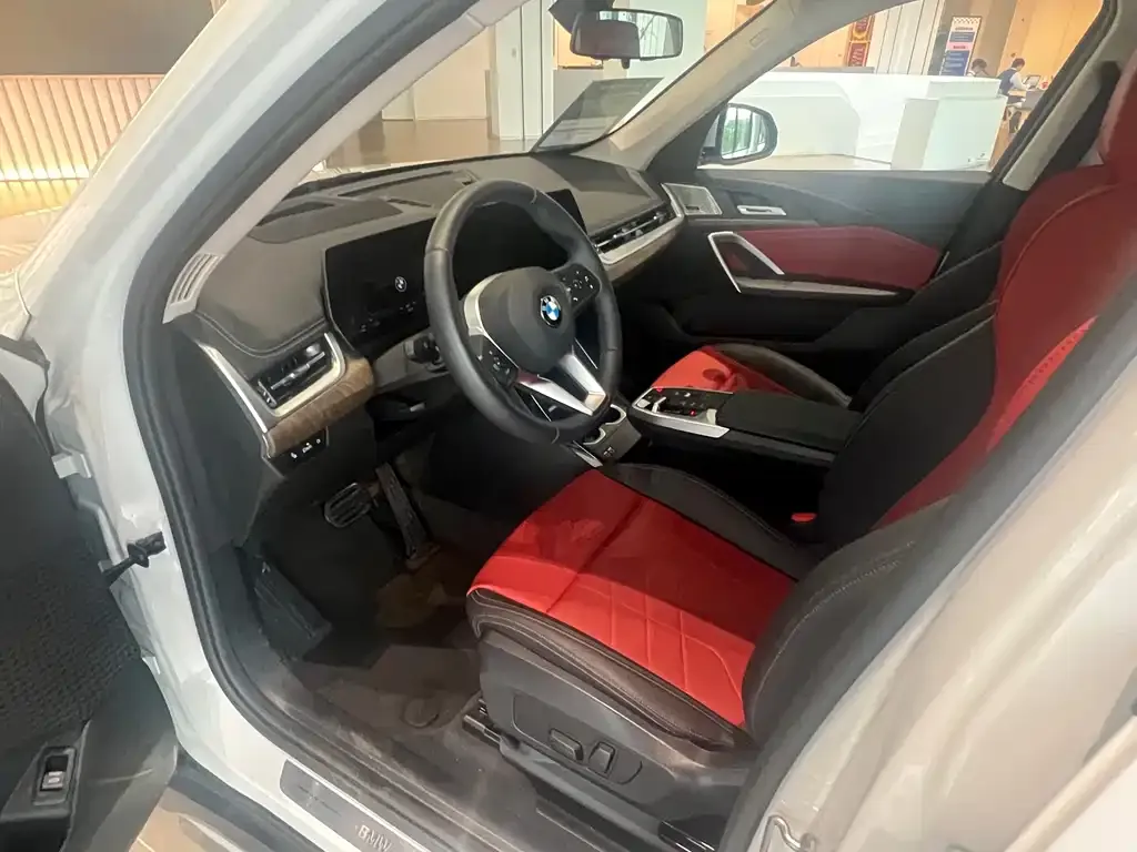 BMW X1 2024 из CN, фото 5