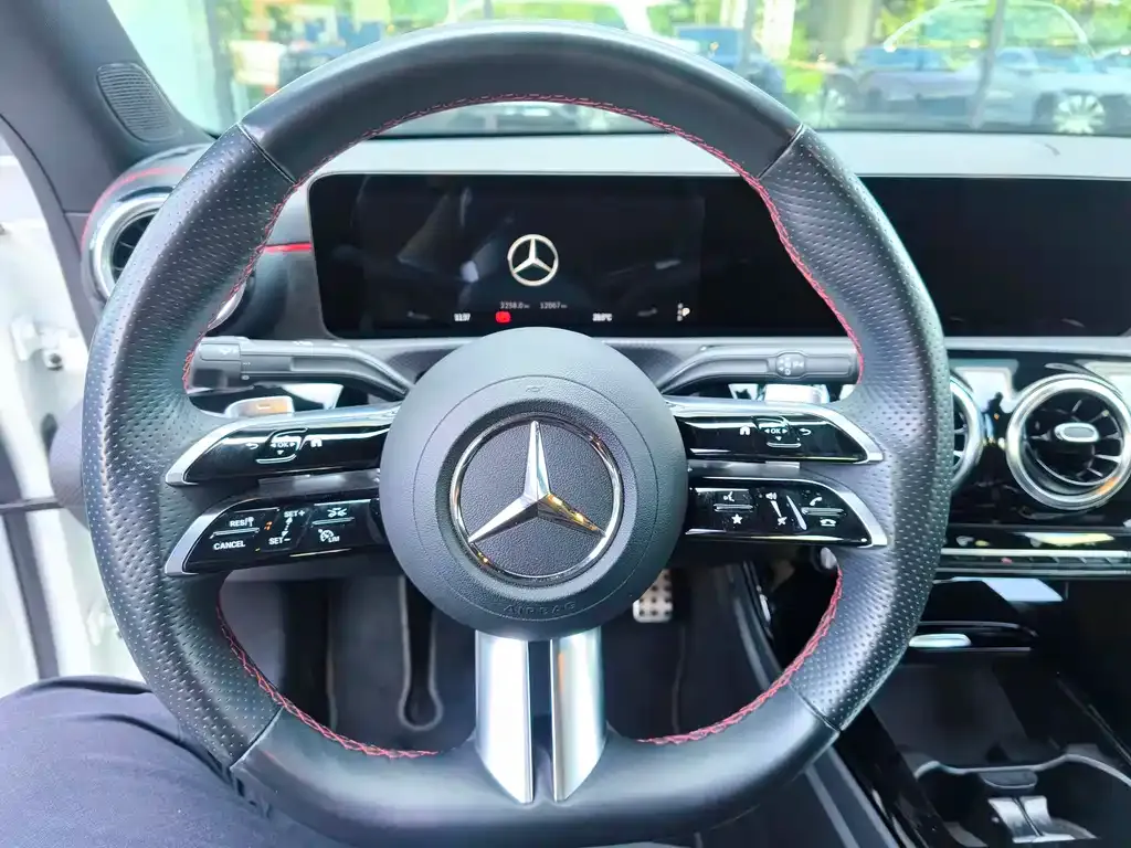 Mercedes-Benz CLA (Import) 2023 из CN, фото 10