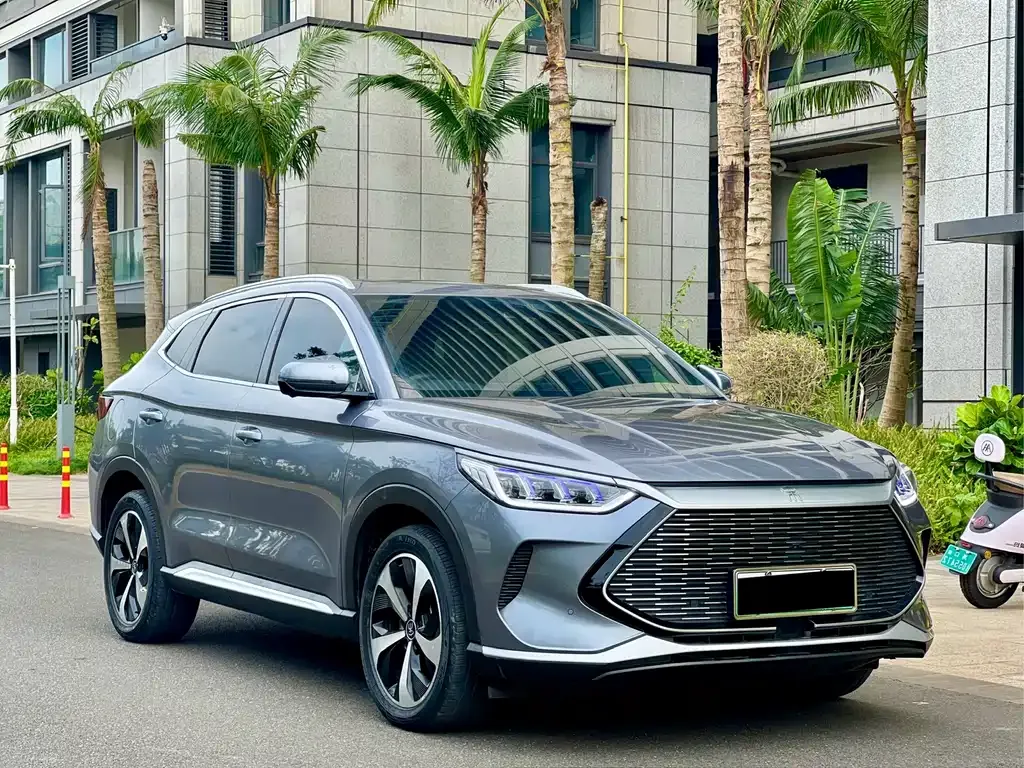 BYD PLUS New Energy — фото 3