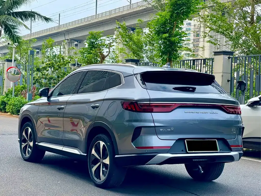 BYD PLUS New Energy — фото 7