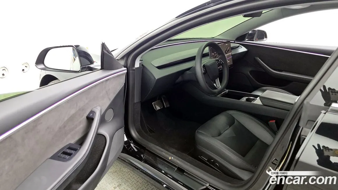 Tesla Model 3 2024 из KR, фото 10