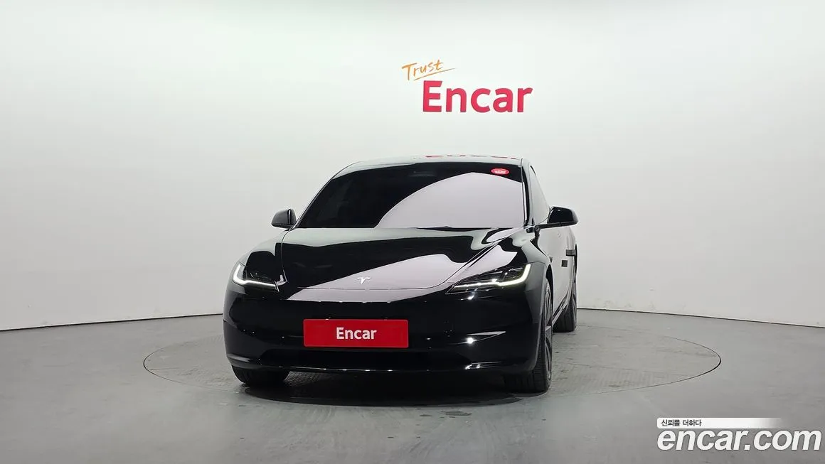 Tesla Model 3 2024 из KR, фото 3