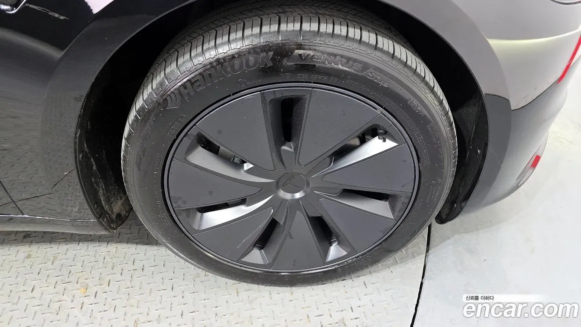 Tesla Model 3 2024 из KR, фото 5