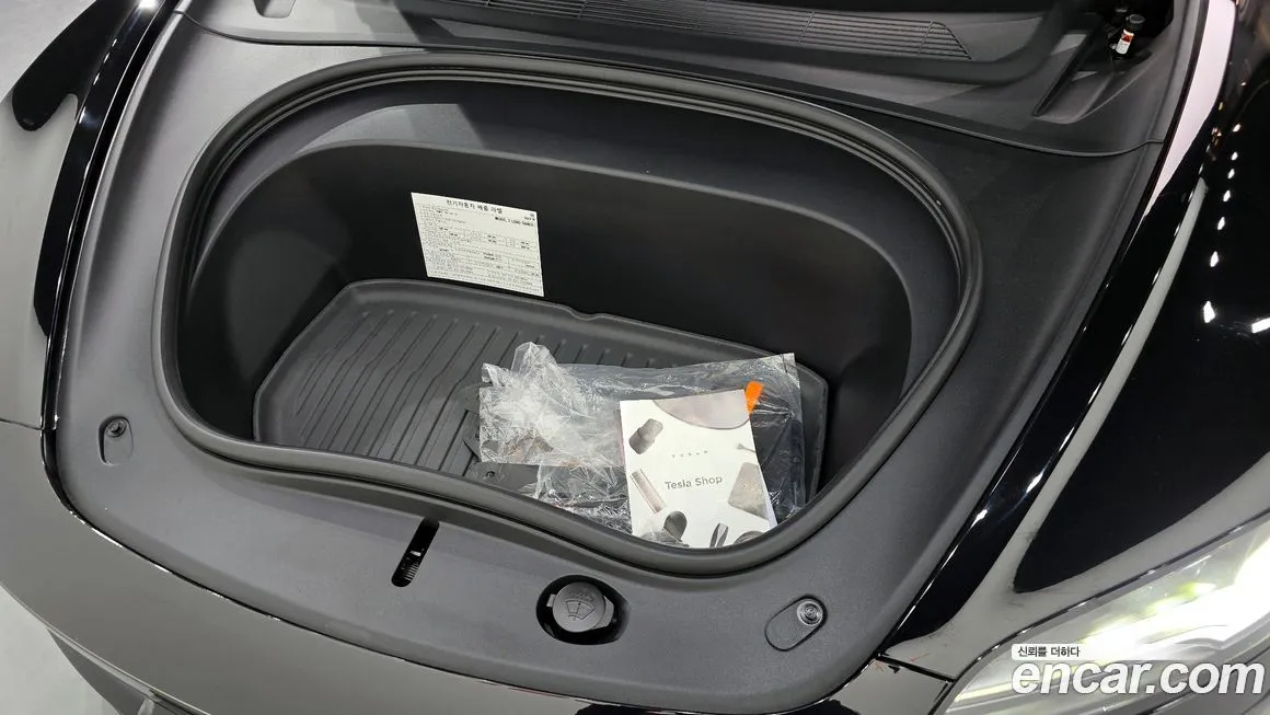 Tesla Model 3 2024 из KR, фото 6