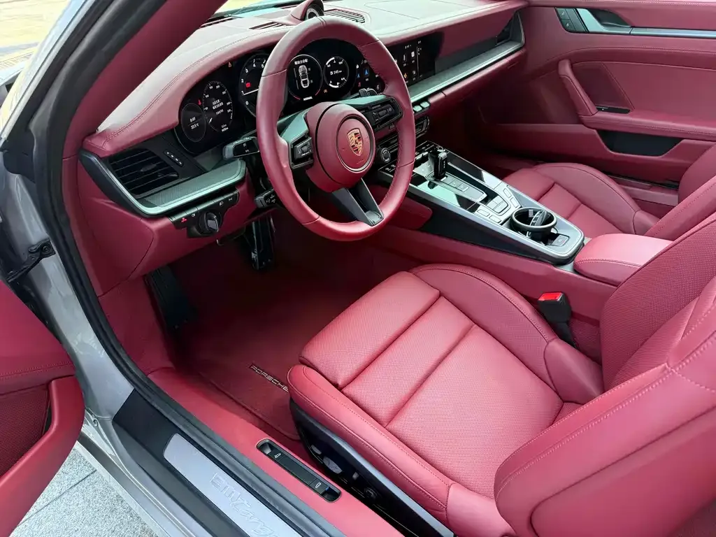 Porsche 911 2024 из CN, фото 4