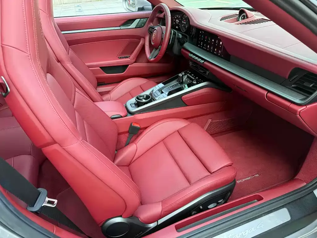 Porsche 911 2024 из CN, фото 6