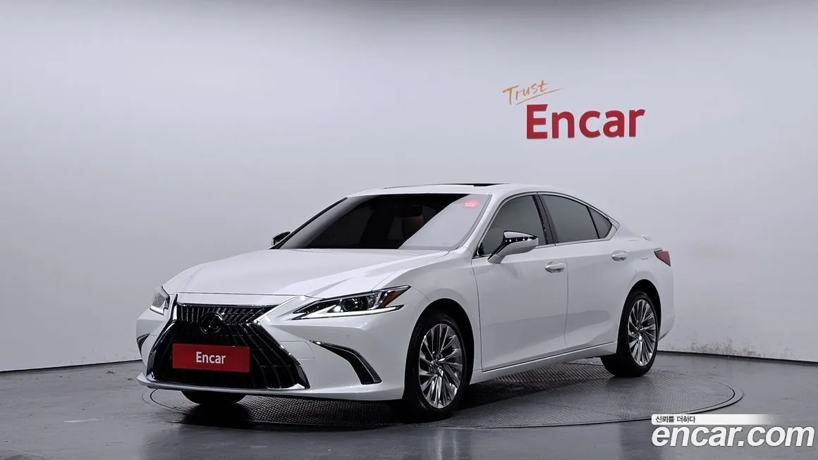 Lexus ES 2023 из KR, фото 1