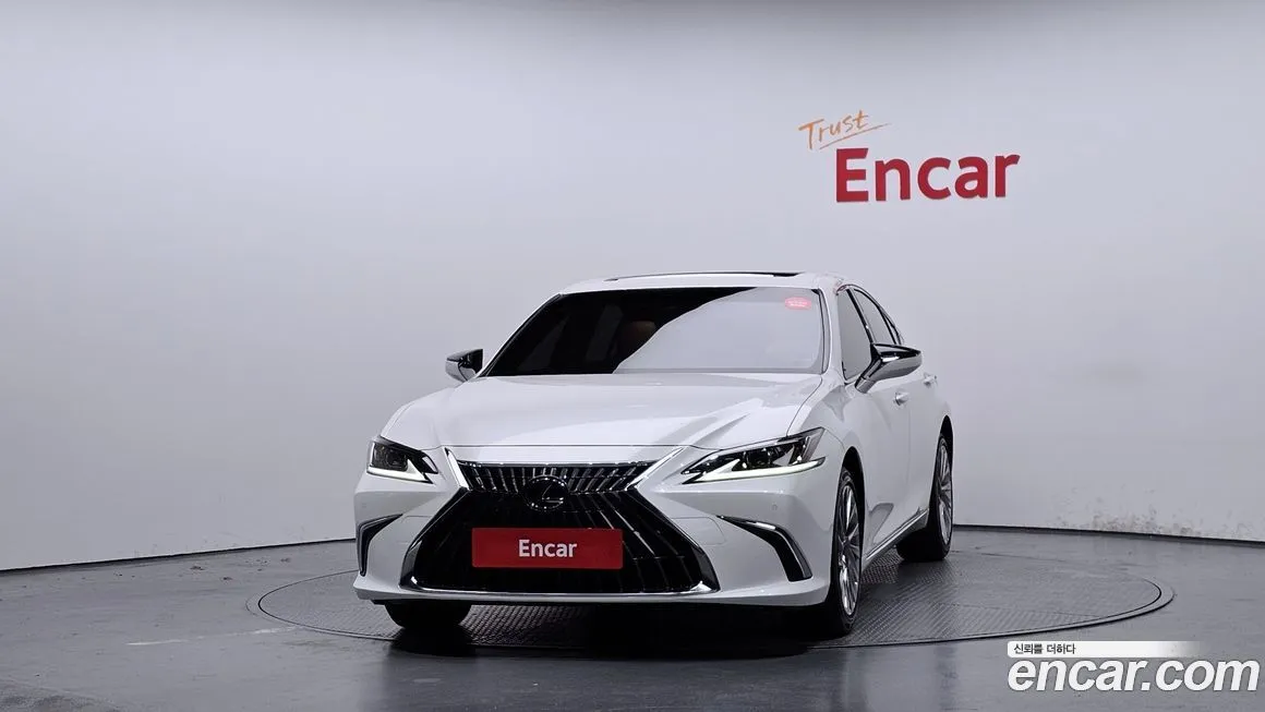 Lexus ES 2023 из KR, фото 3