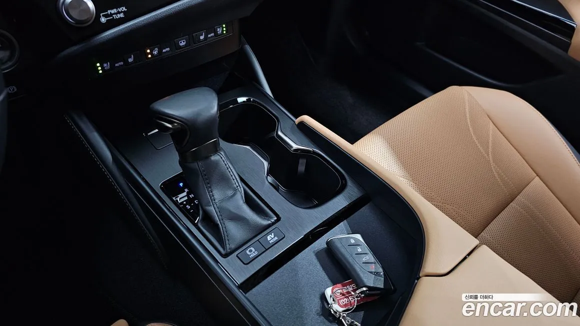 Lexus ES 2023 из KR, фото 9