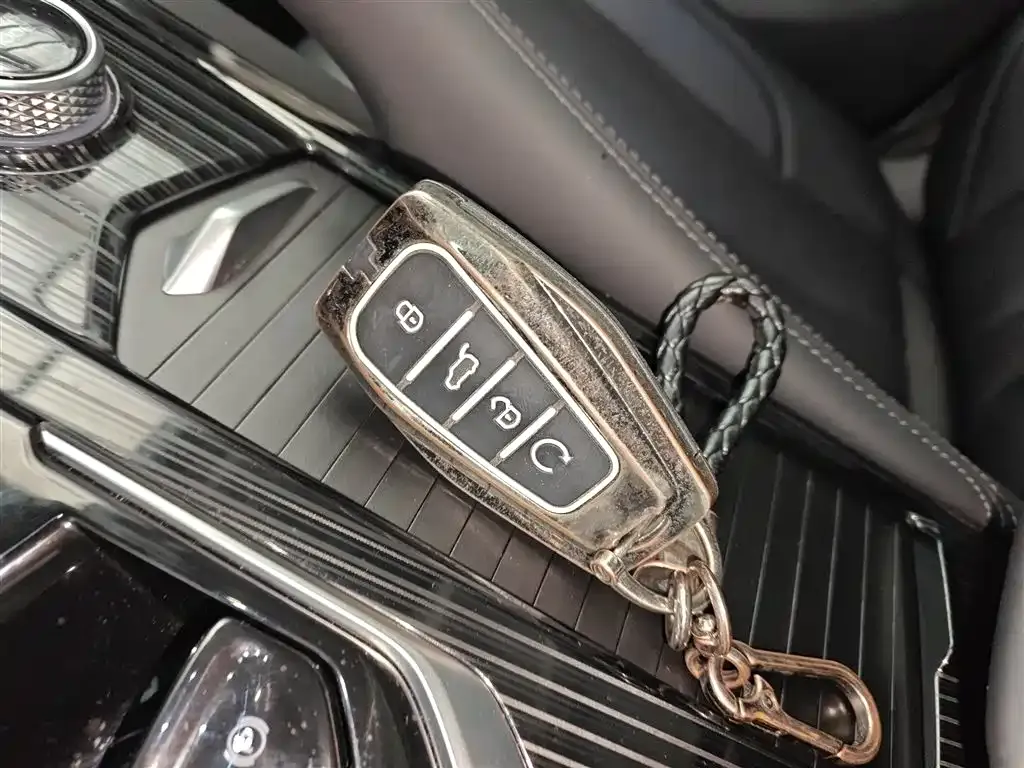Geely Xingyue L 2023 из CN, фото 9