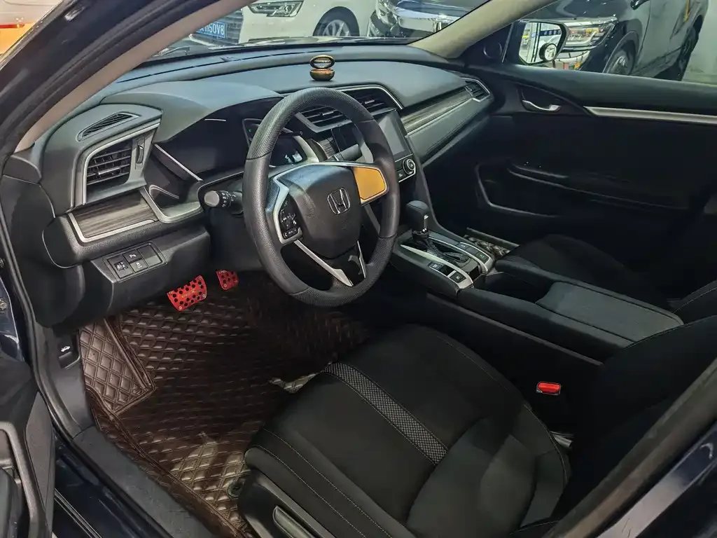Honda Civic 2021 из CN, фото 3