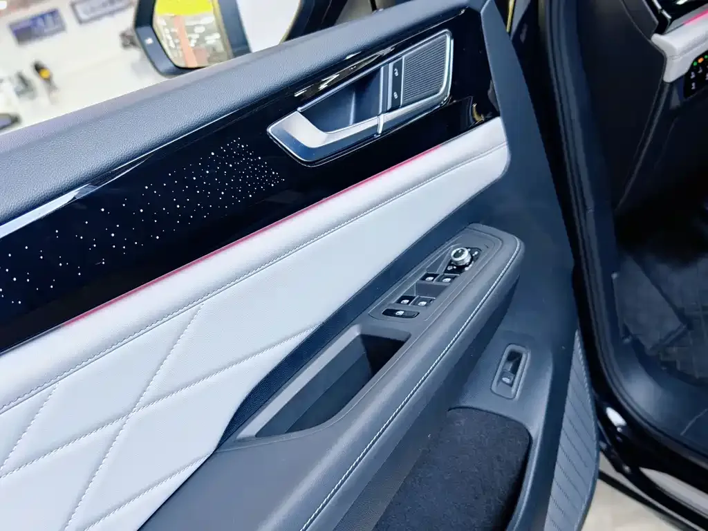 Volkswagen Teramont 2025 из CN, фото 7
