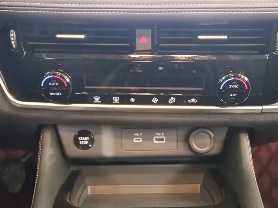 Nissan X-Trail 2023 из CN, фото 9