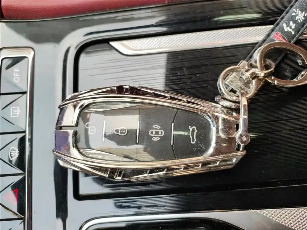 Hongqi H5 2023 из CN, фото 10