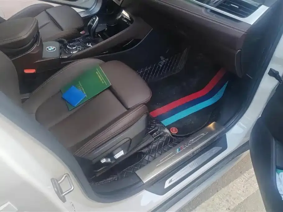 BMW X1 2021 из CN, фото 8