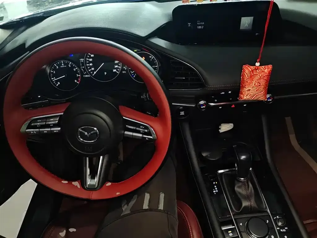 Mazda 3 Axela 2022 из CN, фото 10