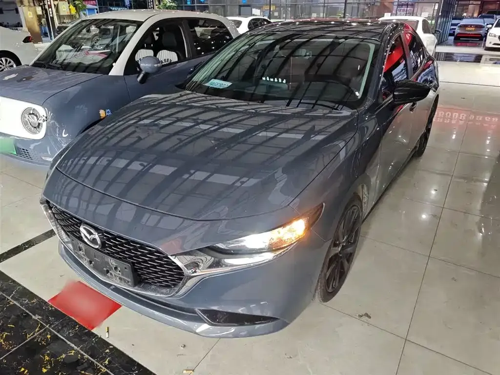Mazda 3 Axela 2022 из CN, фото 2