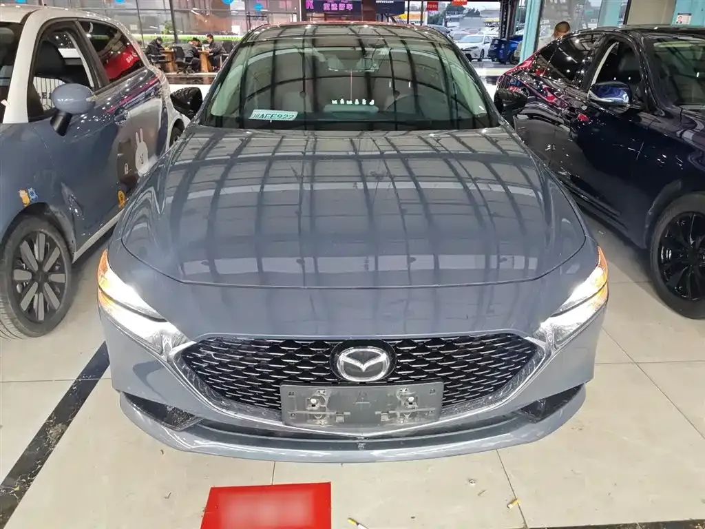 Mazda 3 Axela 2022 из CN, фото 3