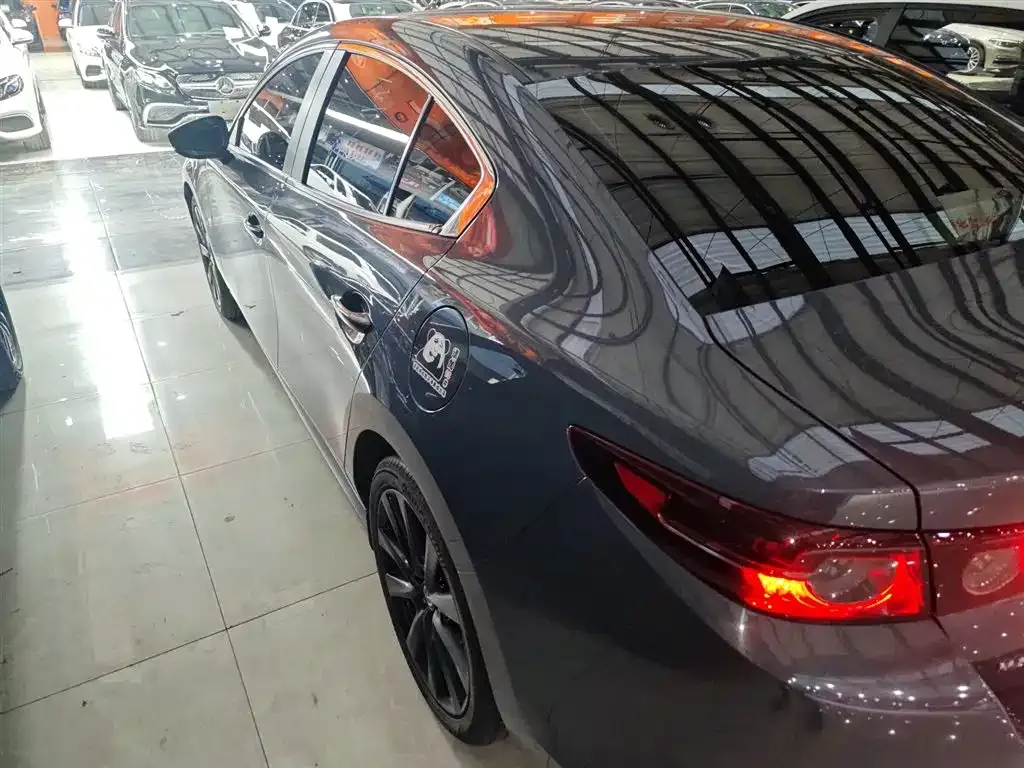 Mazda 3 Axela 2022 из CN, фото 5