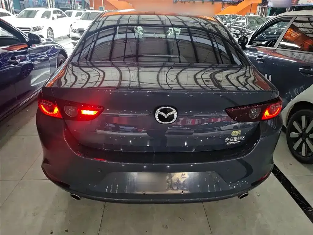 Mazda 3 Axela 2022 из CN, фото 6