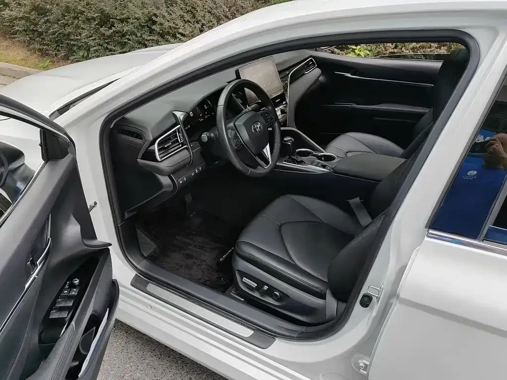 Toyota Camry 2021 из CN, фото 6