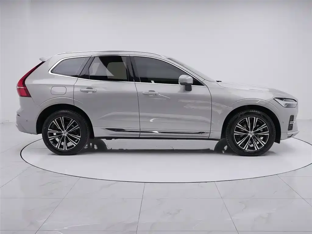 Volvo XC60 2021 из CN, фото 7