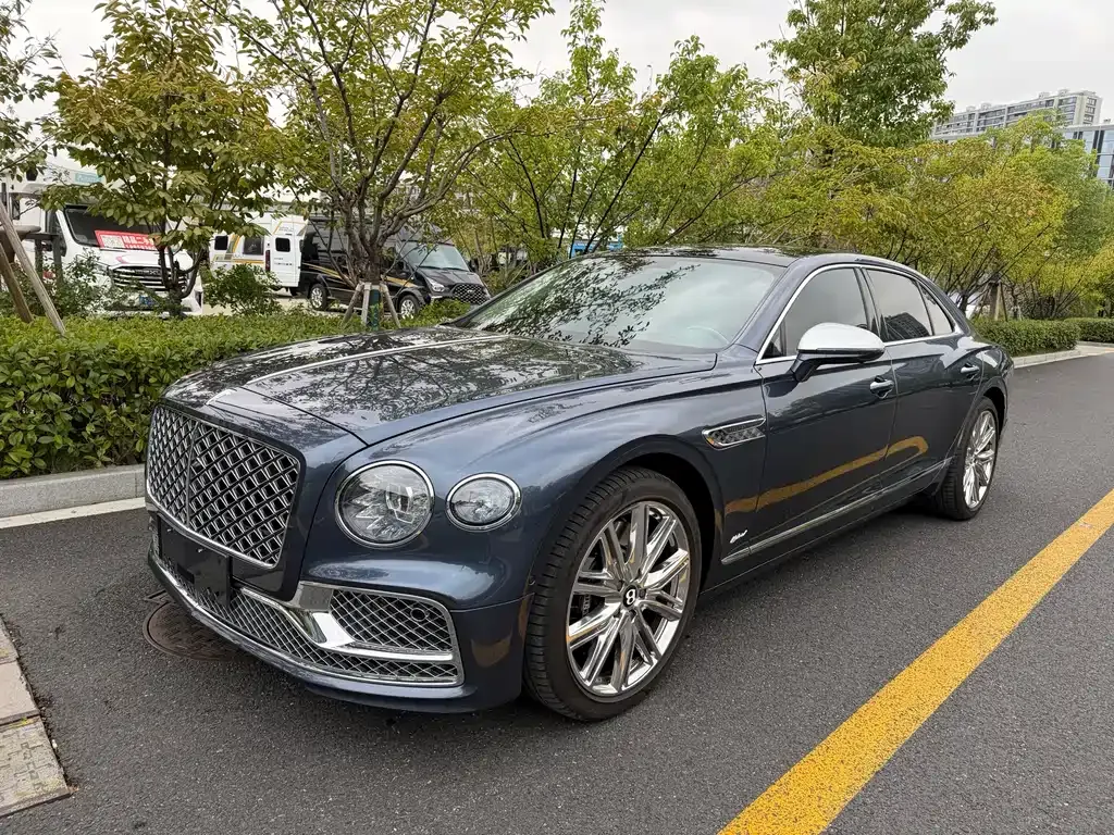 Bentley Flying Spur PHEV 2022 из CN, фото 1