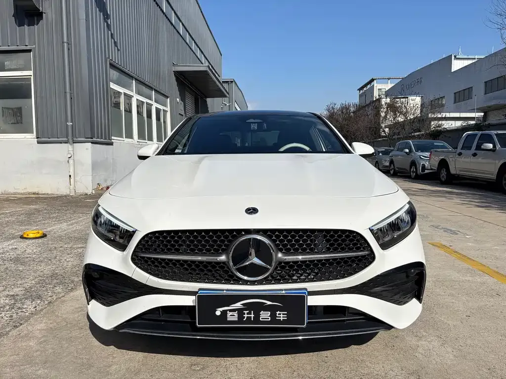 Mercedes-Benz A-Class — фото 2
