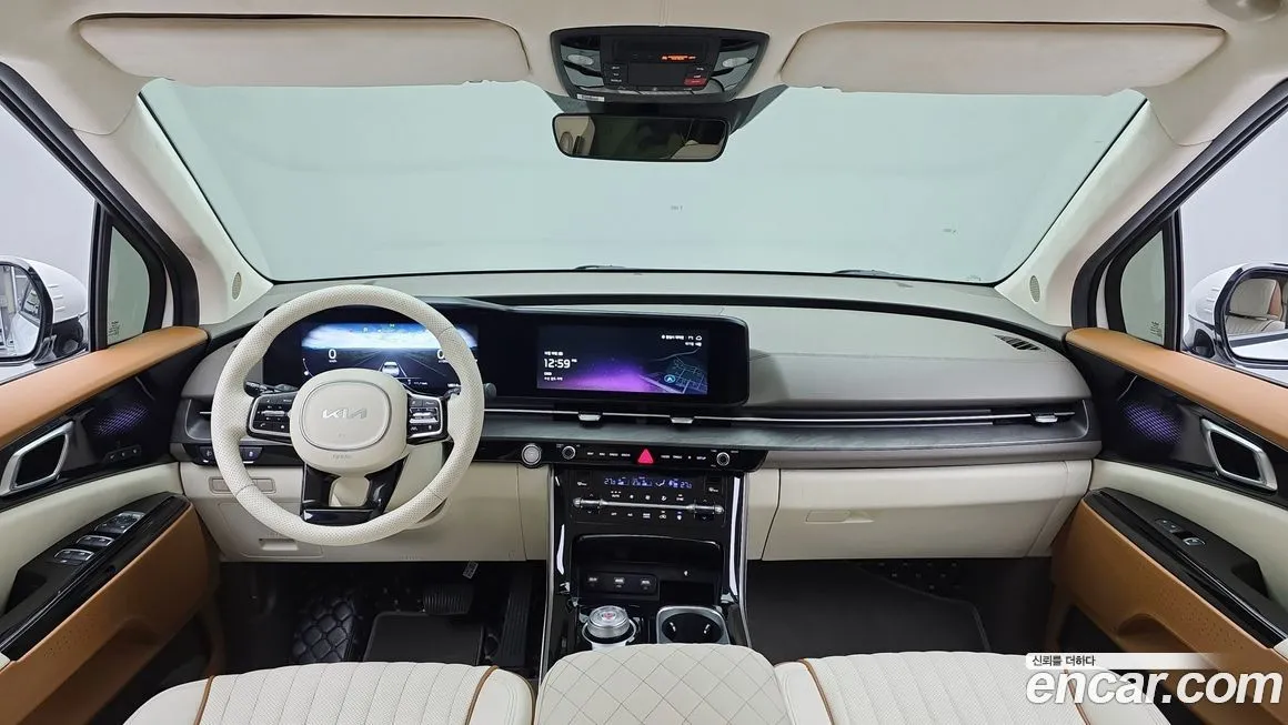 Kia Carnival — фото 10