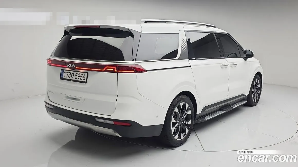 Kia Carnival — фото 2
