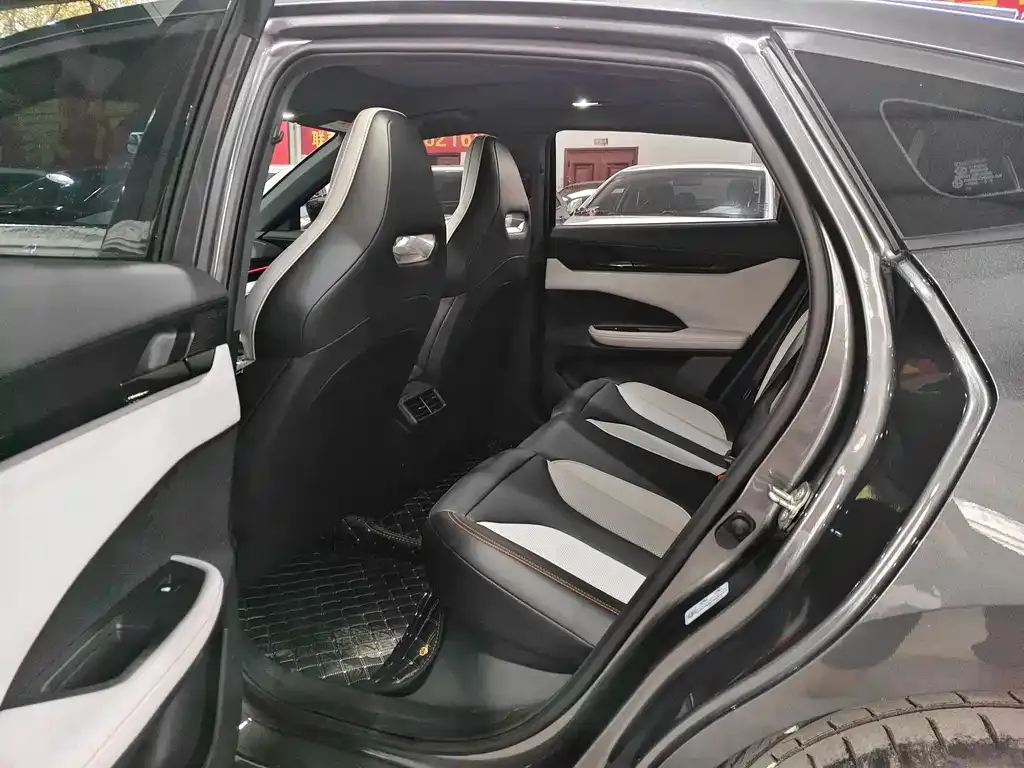 Changan UNI-V iDD 2025 из CN, фото 7