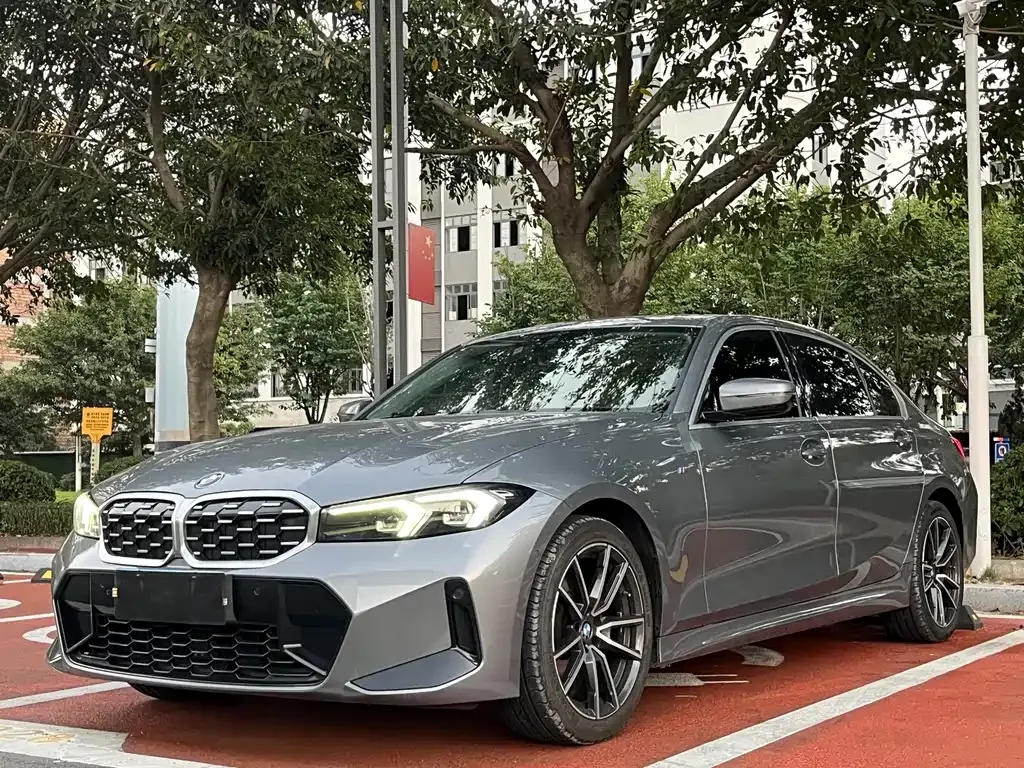BMW 3 Series 2023 из CN, фото 1