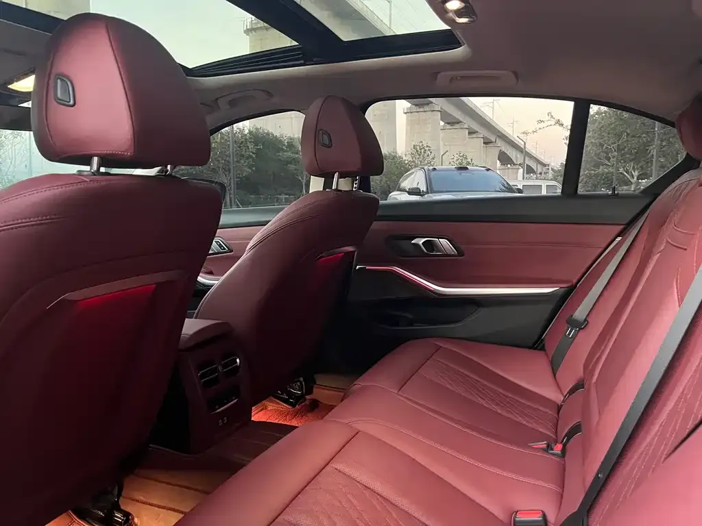 BMW 3 Series 2023 из CN, фото 6