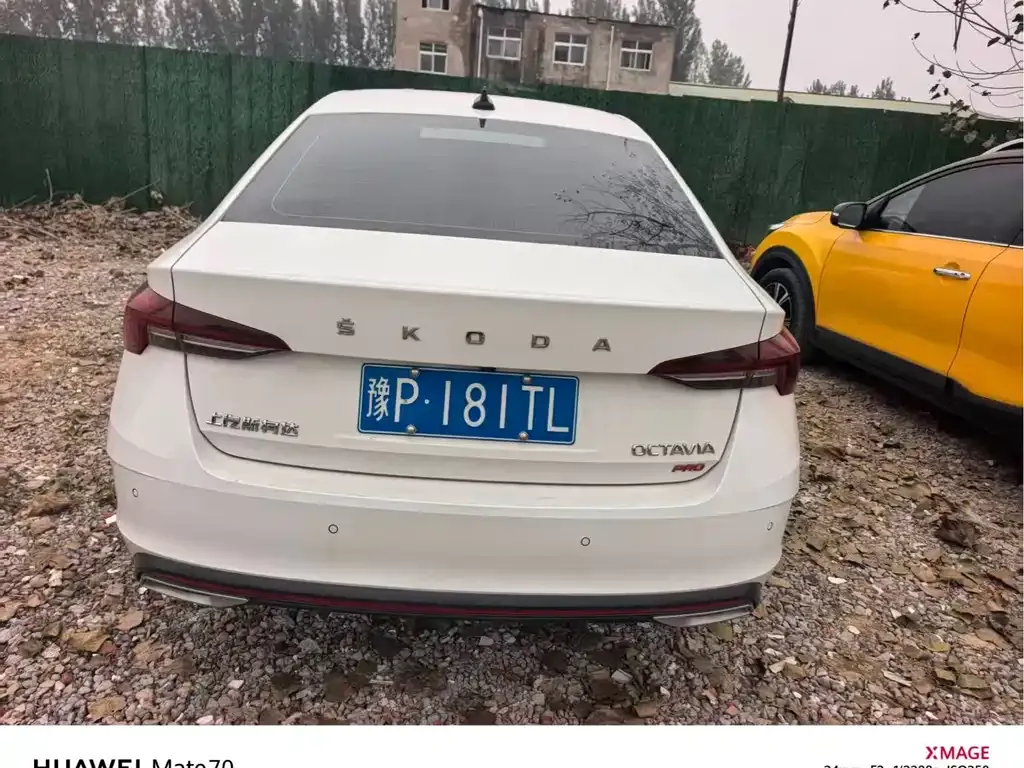 Skoda Octavia — фото 4