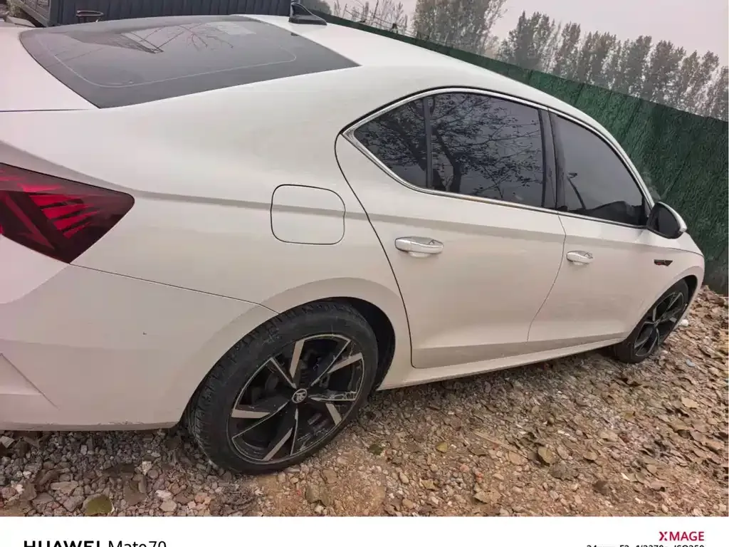 Skoda Octavia — фото 6