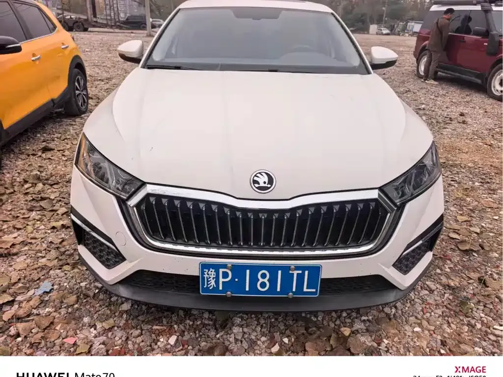 Skoda Octavia — фото 8