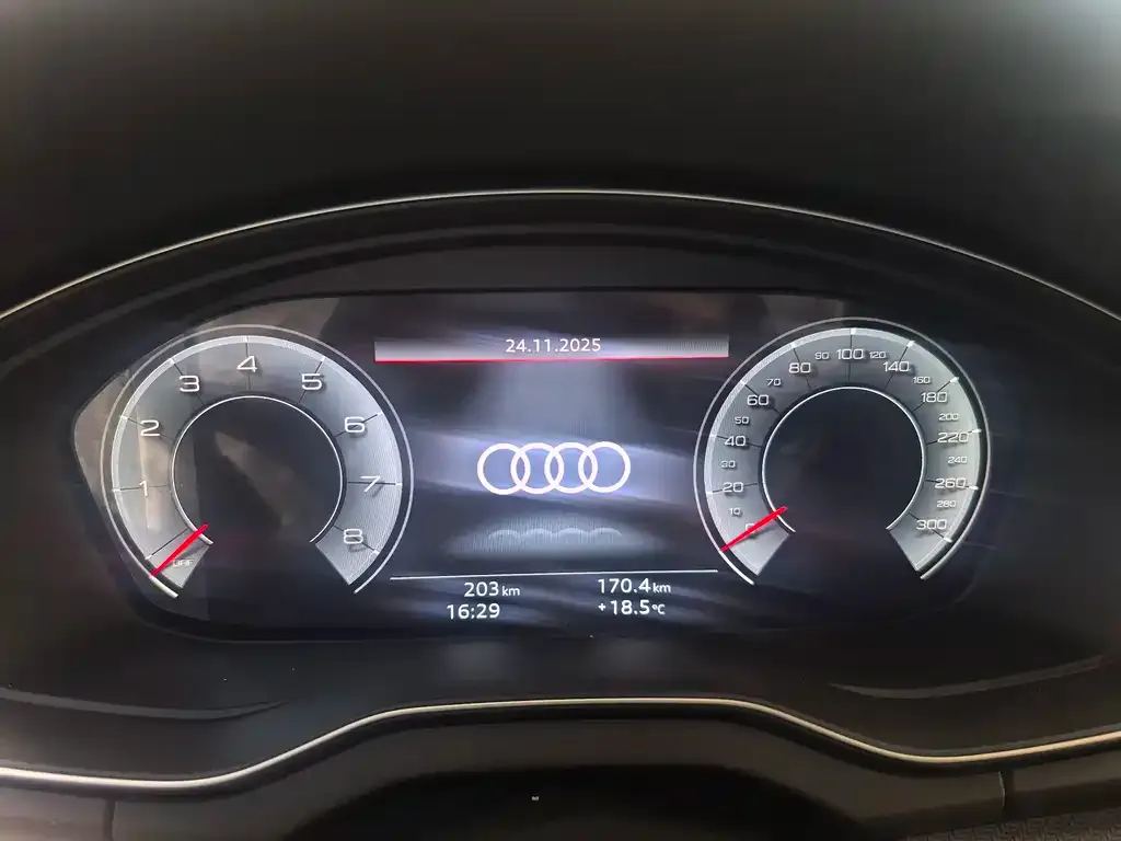 Audi Q5L 2025 из CN, фото 6