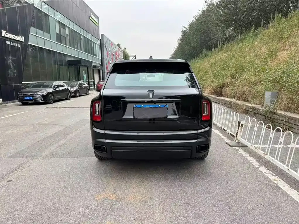 Rolls-Royce Cullinan 2022 из CN, фото 4