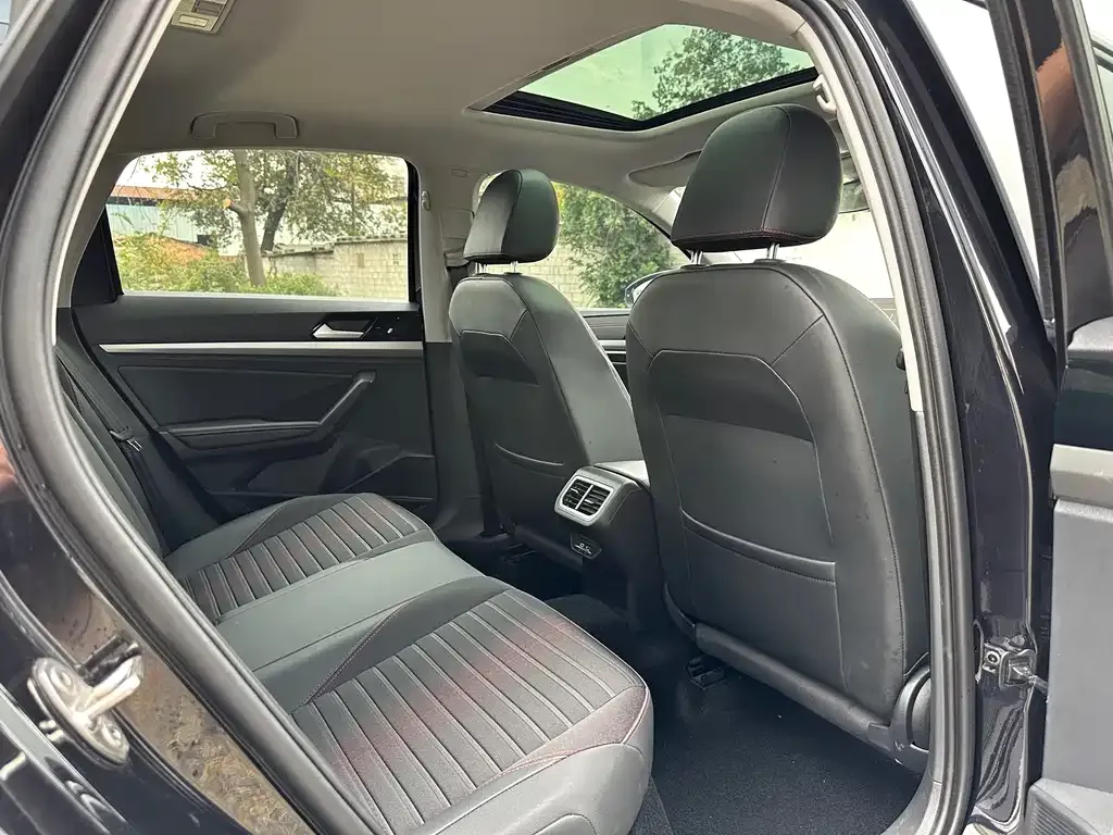 Volkswagen Lavida 2023 из CN, фото 9