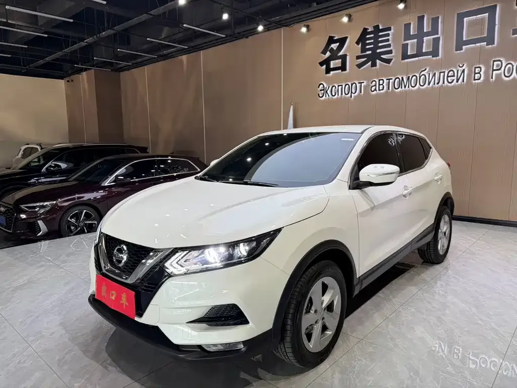 Nissan Qashqai — фото 1