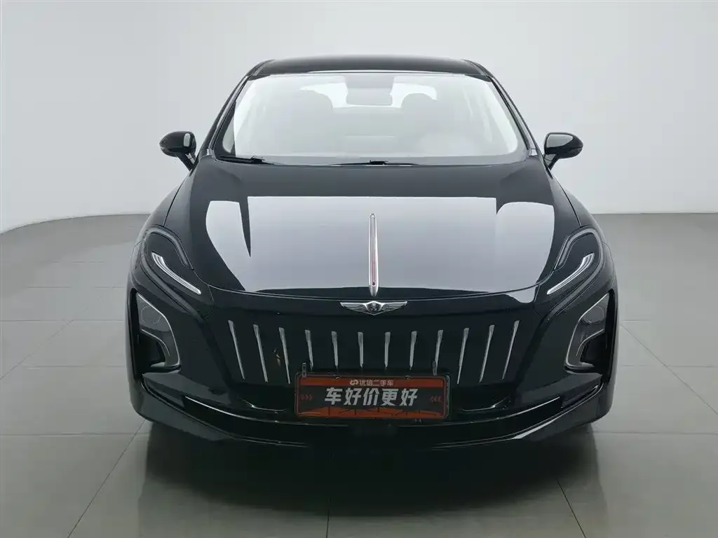 Hongqi E-QM5 2023 из CN, фото 3