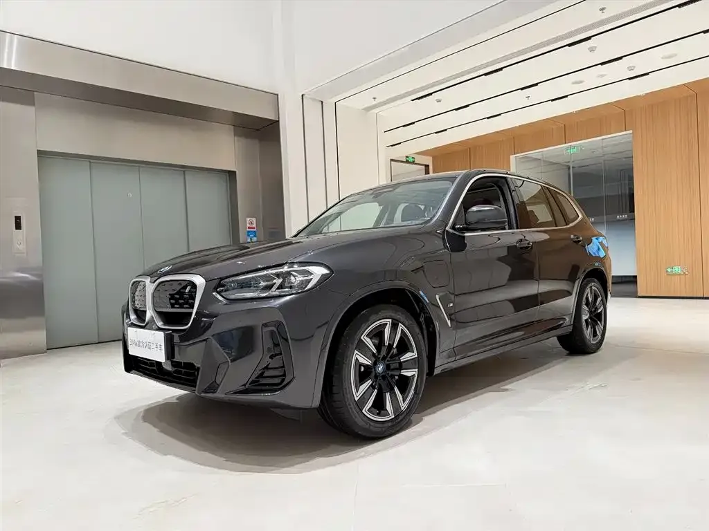 BMW iX3 2025 из CN, фото 1