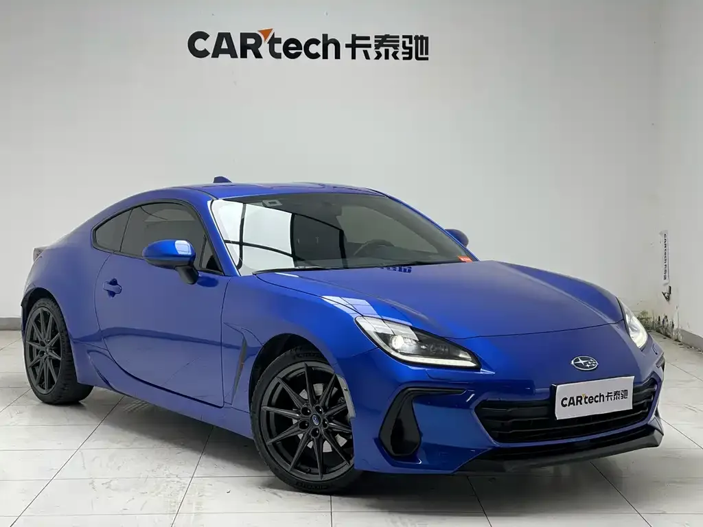Subaru BRZ 2023 из CN, фото 3