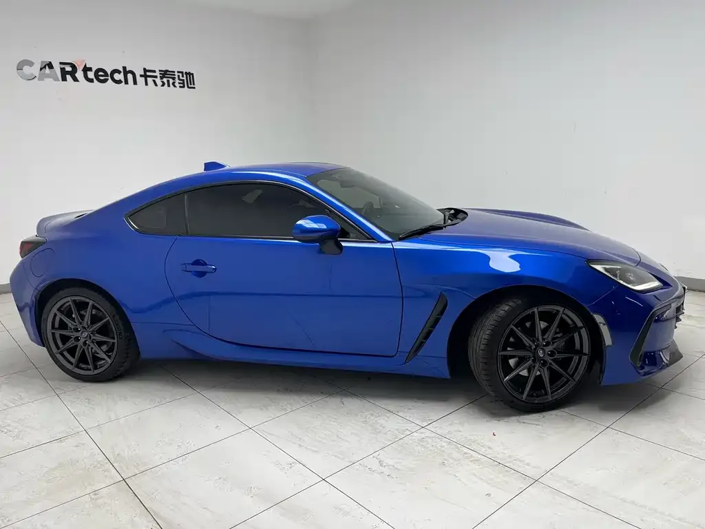 Subaru BRZ 2023 из CN, фото 5