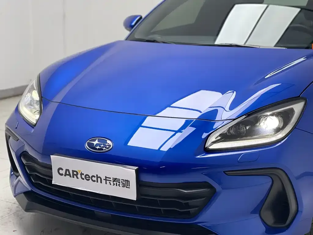 Subaru BRZ 2023 из CN, фото 9