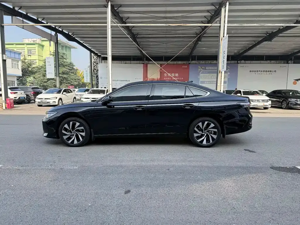 Volkswagen Passat 2025 из CN, фото 8