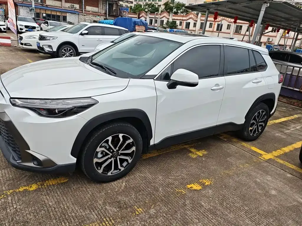 Toyota Frontlander 2023 из CN, фото 5