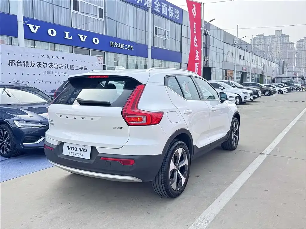 Volvo XC40 2024 из CN, фото 4