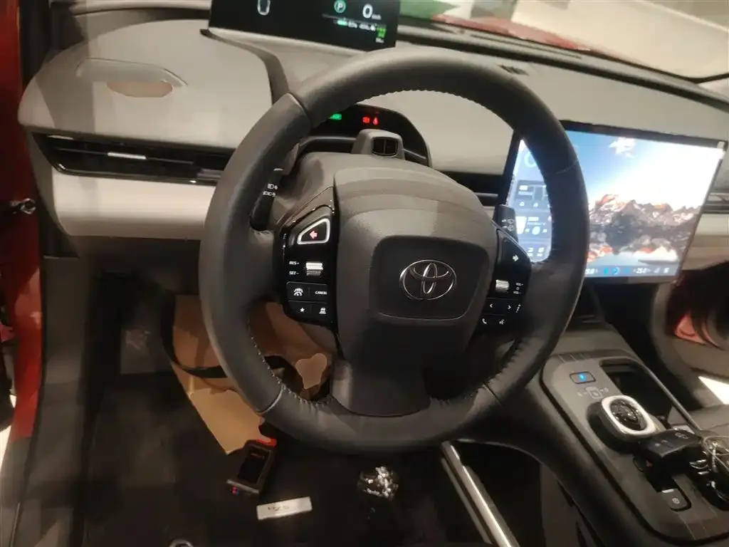 Toyota bZ5 2025 из CN, фото 3