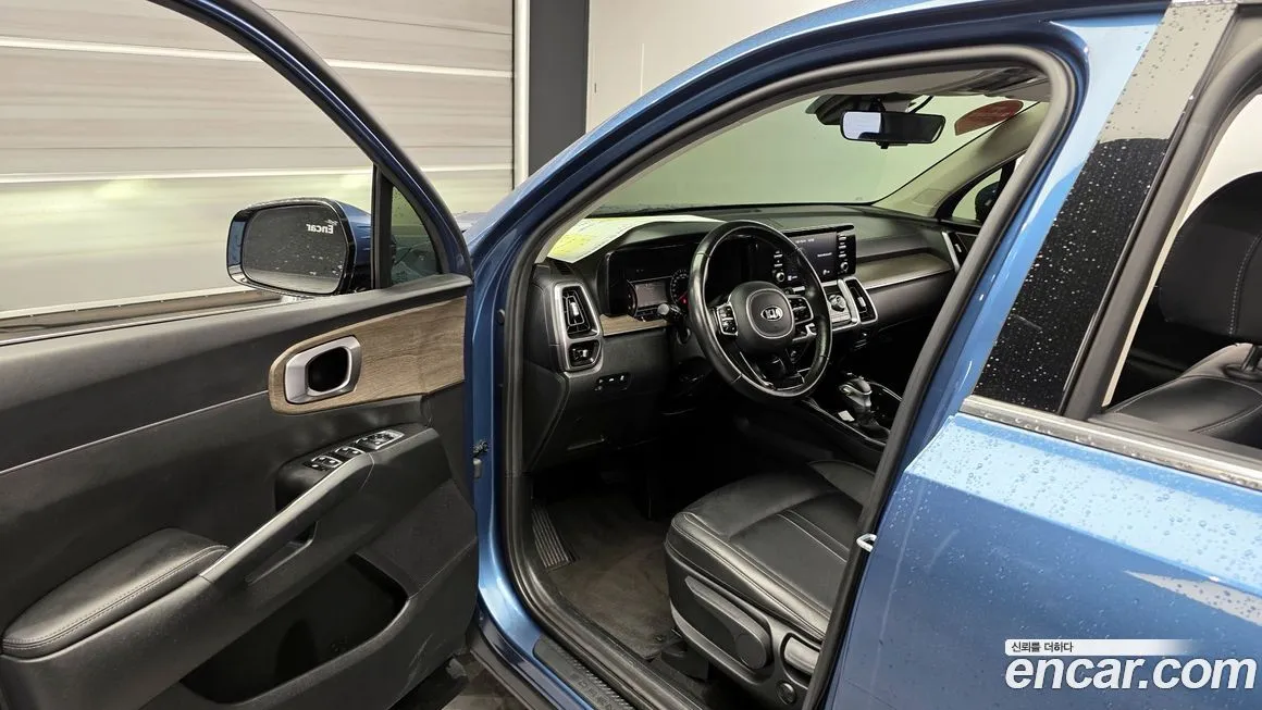 Kia Sorento — фото 10
